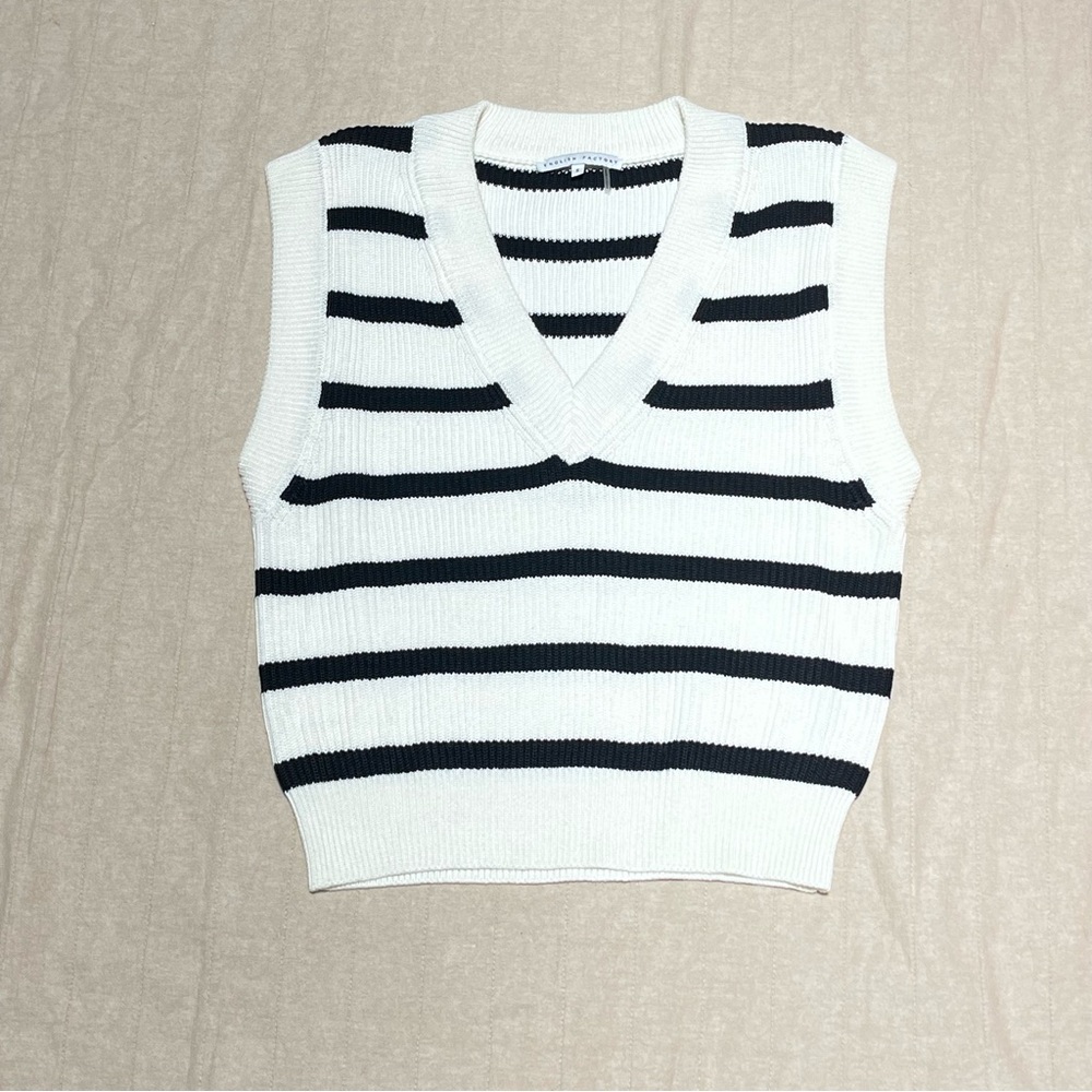 English Factory V-Neck Knit Sweater Vest Black And White Striped Size Small
